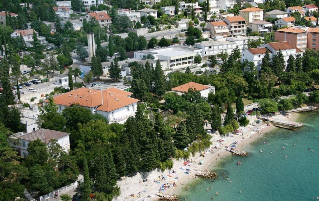 Apartment Lana Crikvenica Exterior foto